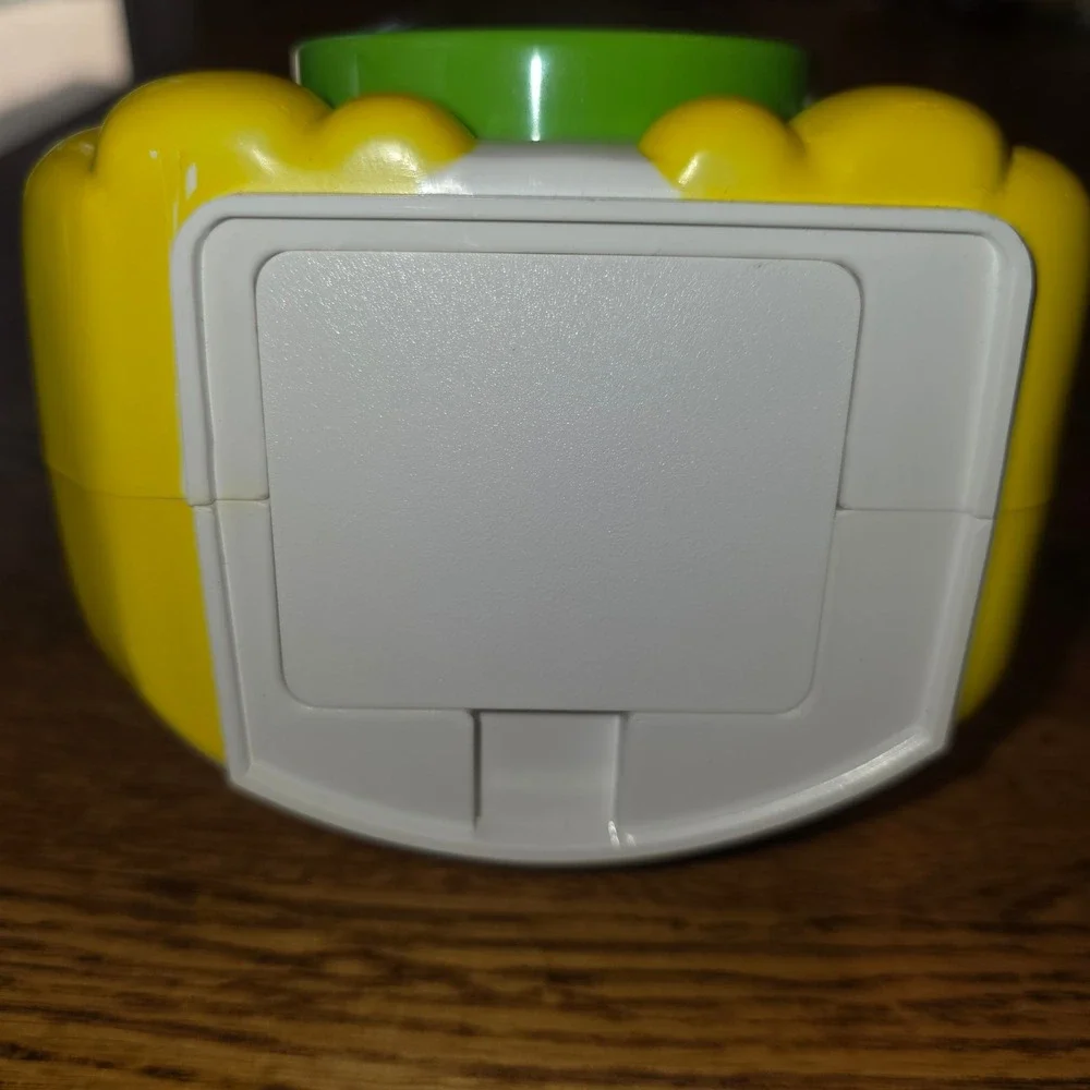 Vintage 90s Paragon Chicken Alarm Clock Glow Eyes Talks Hen Novelty Korea‎ Works